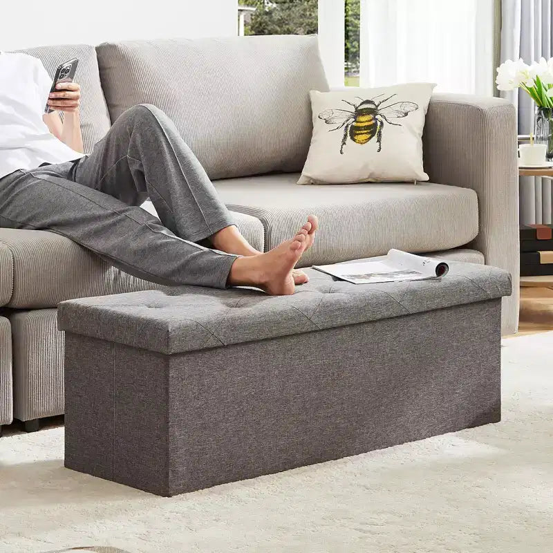 Otomana estándar rectangular capitonada de 43" de ancho con almacenamiento | Gris